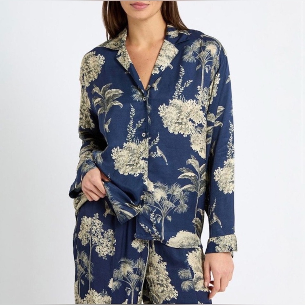 Maaji Blue and cream floral pajama set M